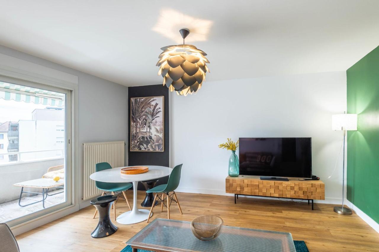 Florentine Furnished Flat Lejlighed Annecy Eksteriør billede